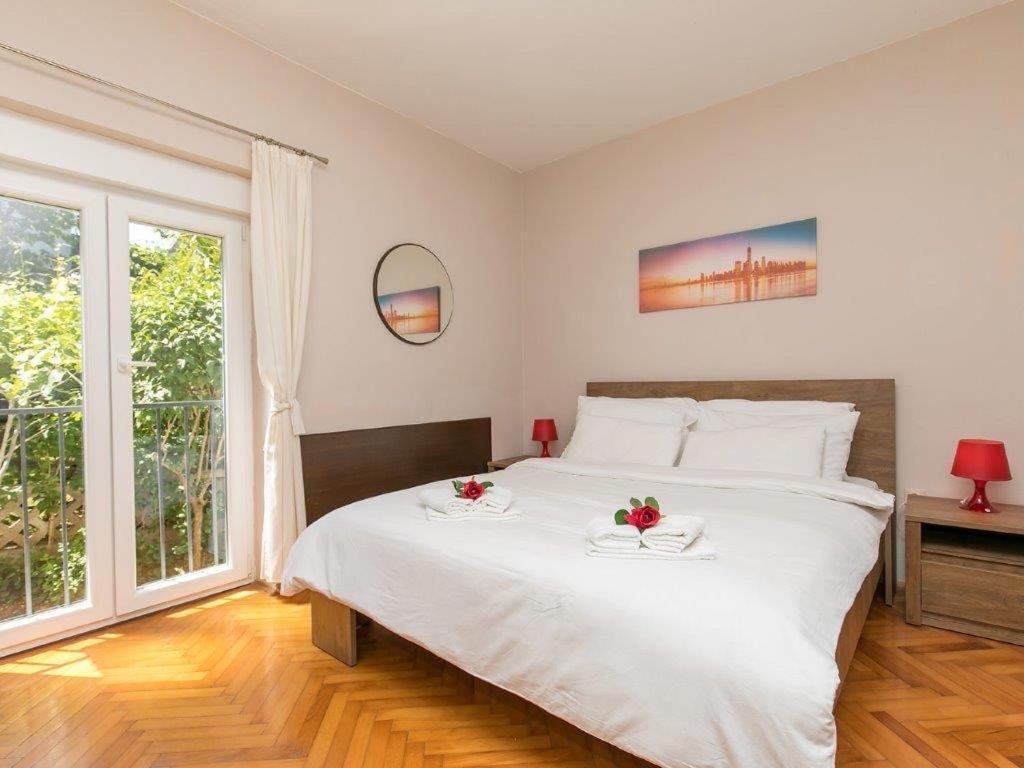 Apartments Loredana Poreč Kültér fotó